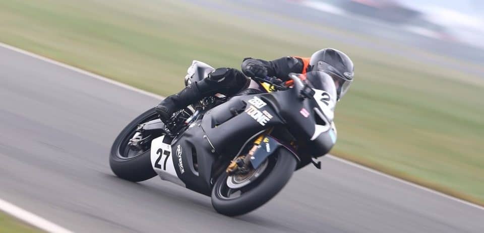 Yamaha R6 motorcycle racing on Snetterton race track in the United Kingdom